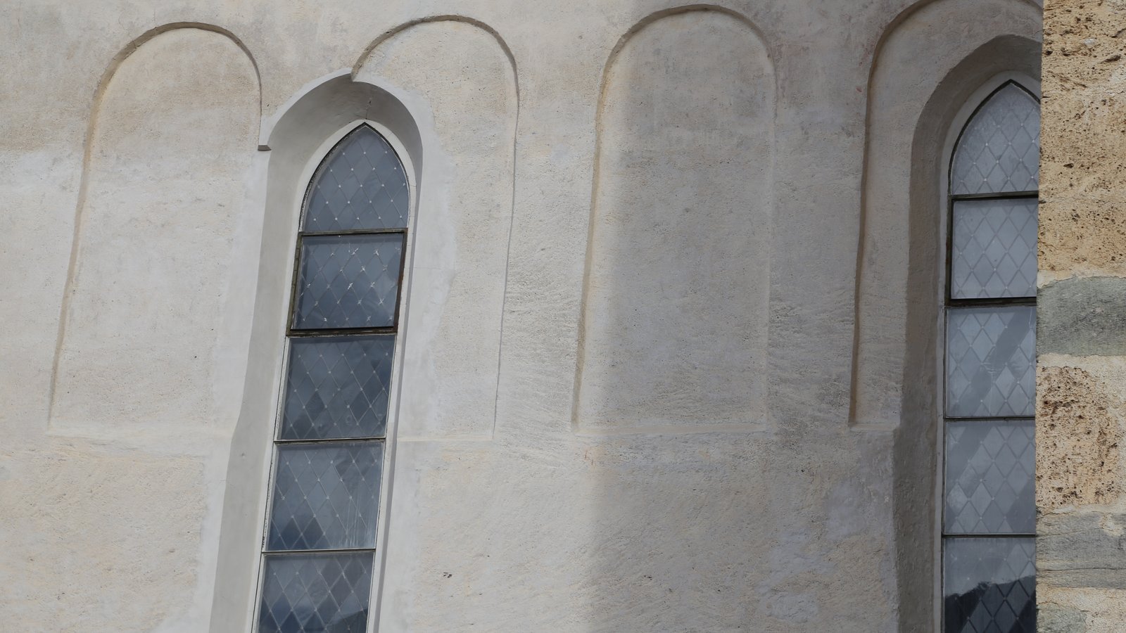 Fenster der Klosterkirche St. Johann in Müstair