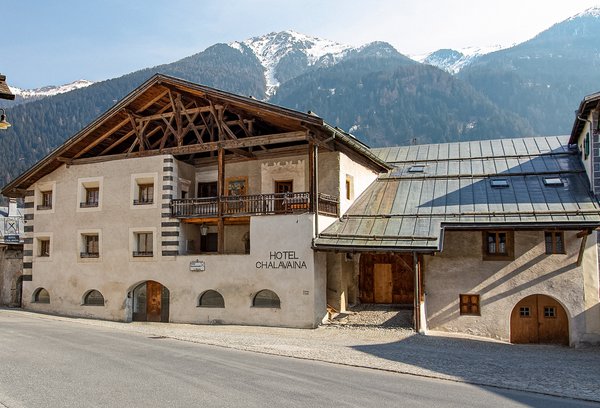 Hotel Chalavaina, das Haus am Plaz Grond