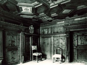 The Albertis Room