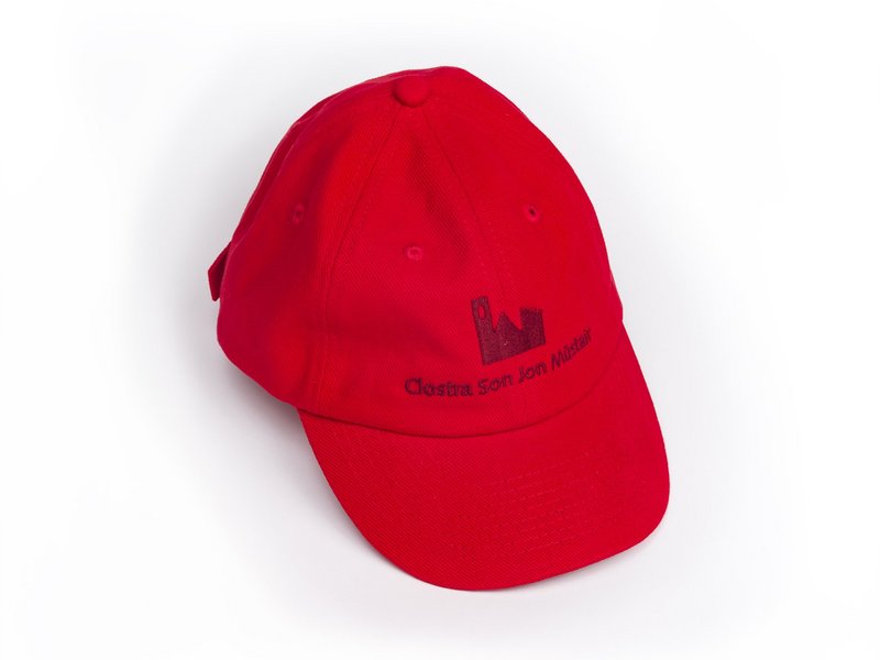 Schildkappe mit Klosterlogo - rot