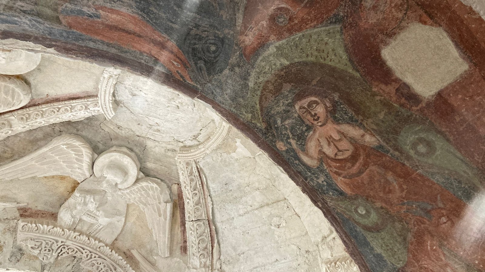 Decke der romanischen Ulrichskapelle im Kloster Müstair