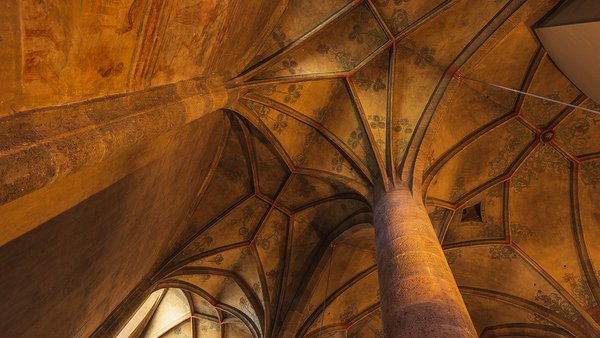 La chiesa del monastero - Carlo Magno e l'Alto Medioevo La chiesa del monastero - Carlo Magno e l'Alto Medioevo